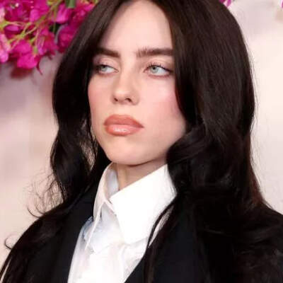 دانلود آهنگ  everything i wanted با صدای بیلی آیلیش