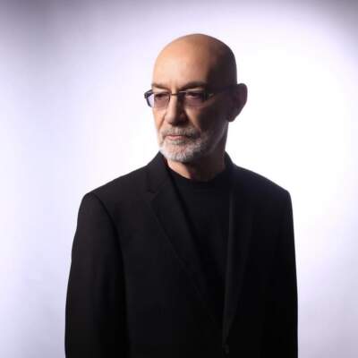 دانلود آهنگ  فرشته با صدای سیاوش قمیشی