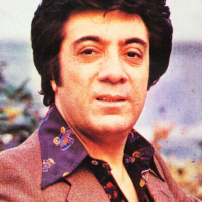 دانلود آهنگ  عهدیه و اکبر گلپایگانی گلهای رنگارنگ ۴۵۰ - بیات اصفهان