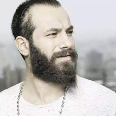 دانلود آهنگ  سایه با صدای امیر تتلو