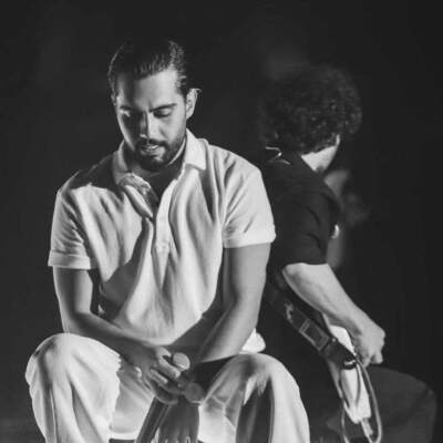 دانلود آهنگ  منو تو شاید دنیامون یکی بود با صدای حامیم