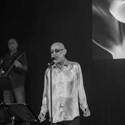 دانلود آهنگ دیگه چیزی کم نداره با صدای سیاوش قمیشی هوش مصنوعی دانلود آهنگ دیگه چیزی کم نداره با صدای سیاوش قمیشی هوش مصنوعی