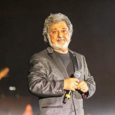 دانلود آهنگ  تن تو ظهر تابستونو به یادم میاره با صدای داریوش