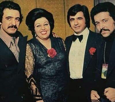 دانلود آهنگ  نگاهم با نگاهت قصه ها دارد با صدای هایده و عارف