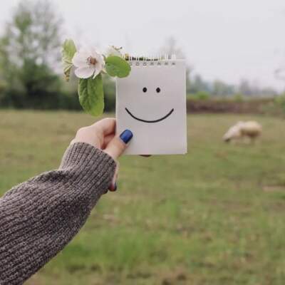 دانلود آهنگ  این مدلیشو کسی ندیده ماجرامون به اینجا کشیده فرزاد فرزین