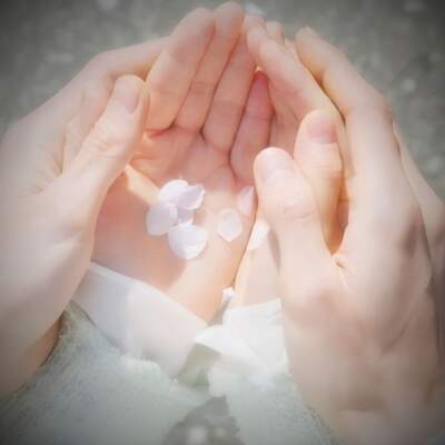 دانلود آهنگ کمی با من مدارا کن با صدای شكيلا دانلود آهنگ کمی با من مدارا کن شكيلا