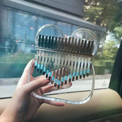 دانلود آهنگ  تو اون شام مهتاب کنارم نشستی