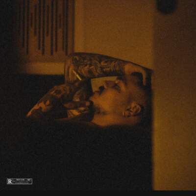 دانلود آهنگ بی لیاقت با صدای حسام تی ام دانلود آهنگ بی لیاقت با صدای حسام تی ام