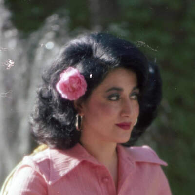 دانلود آهنگ  دوست دارم که یاورم بشی با صدای حمیرا