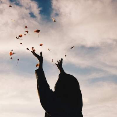 دانلود آهنگ چقدر عزیز شدی عزیزتر از جونم دانلود آهنگ چقدر عزیز شدی عزیزتر از جونم