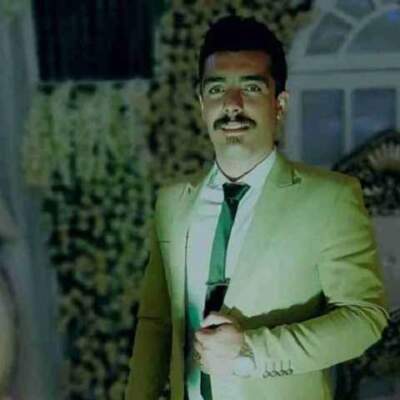 دانلود آهنگ  سر سنگ مزارم سیم بنویسید با صدای فرشید حکمتی