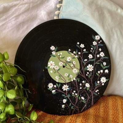 دانلود آهنگ  مادر عروس بیا بدرقه کن دخترتو