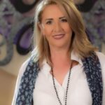 آهنگ های نوش آفرین گلچین بهترین آهنگ‌ های نوش‌ آفرین | از «سلام» تا «عاشقم»