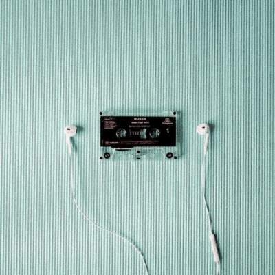 دانلود آهنگ  از در بره بیرون از پنجره میاد تو