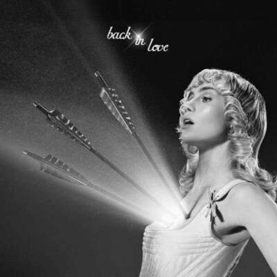 دانلود آهنگ Back in Love با صدای Suki Waterhouse دانلود آهنگ Back in Love با صدای Suki Waterhouse