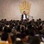 دانلود مداحی دیدی اومد همون فراری حاج محمود کریمی دانلود مداحی دیدی اومد همون فراری حاج محمود کریمی
