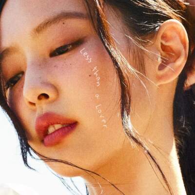 دانلود آهنگ  Less Than A Lover با صدای JENNIE