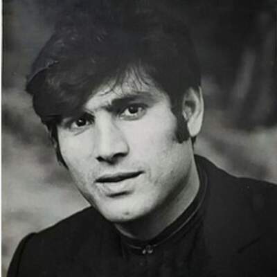 دانلود آهنگ  باز اومد اون خوشگله اون که عزیز دله آغاسی