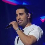 دانلود آهنگ با هرکی میشناسمش داری فرق رو پوست شکلاتیت داری برق مجید رضوی دانلود آهنگ با هرکی میشناسمش داری فرق رو پوست شکلاتیت داری برق مجید رضوی